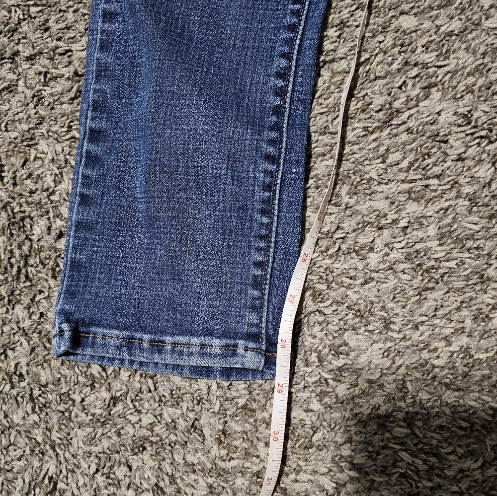 Levi Jeans - Picture 6 of 7
